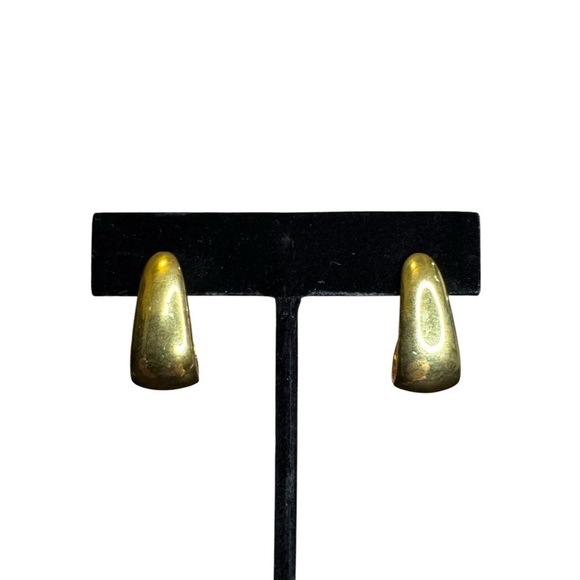Givenchy Jewelry - GIVENCHY Gold Vintage Droop Clip Earrings